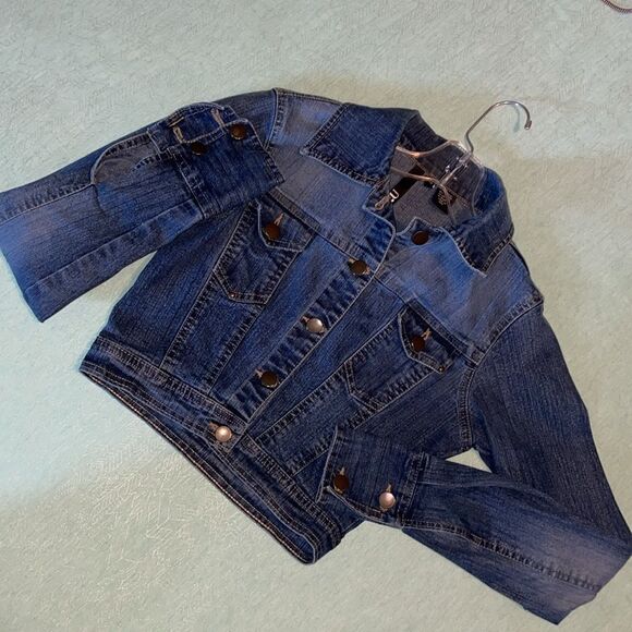 RU Jean Jacket size XS 97% cotton 3% Spandex 5 button front EUC - Picture 16 of 16